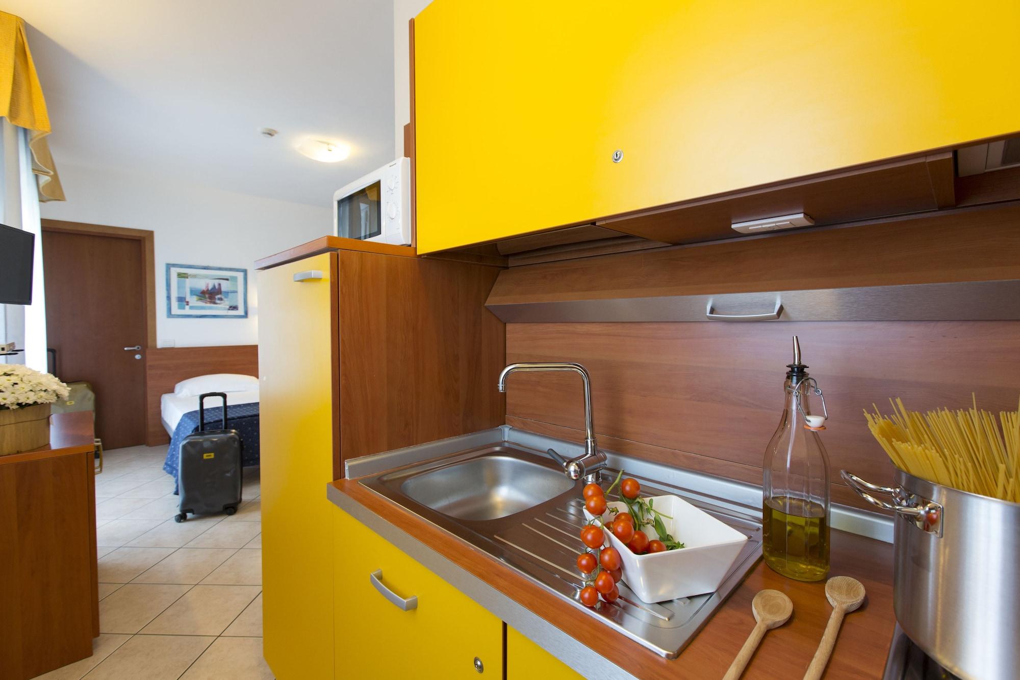 לידו די ג'סולו Hotel Sheila מראה חיצוני תמונה
