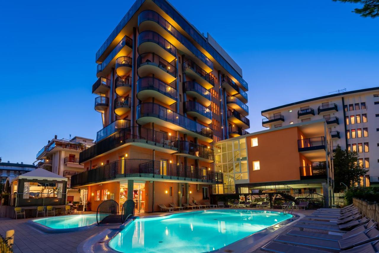 לידו די ג'סולו Hotel Sheila מראה חיצוני תמונה