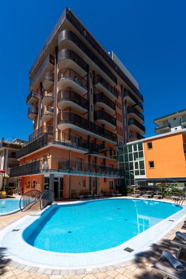 לידו די ג'סולו Hotel Sheila מראה חיצוני תמונה