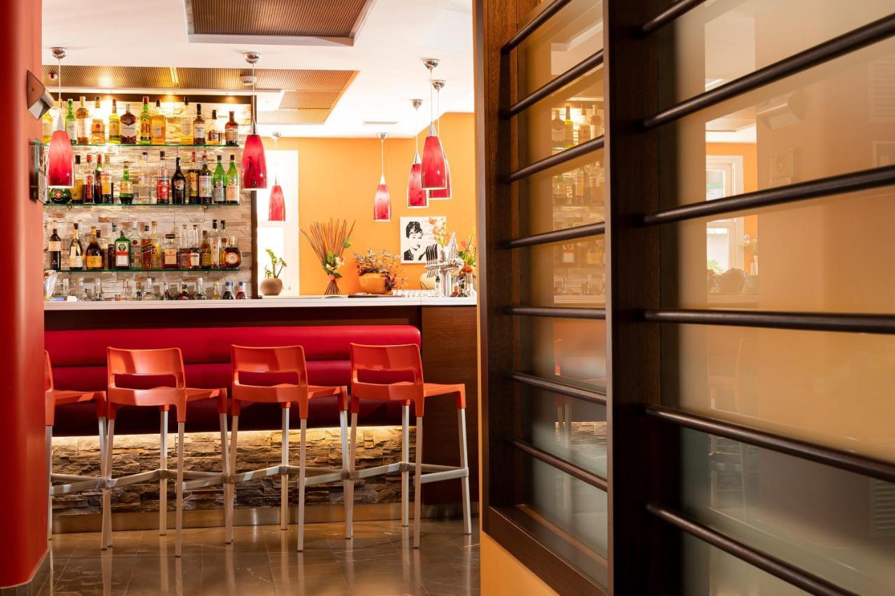 לידו די ג'סולו Hotel Sheila מראה חיצוני תמונה