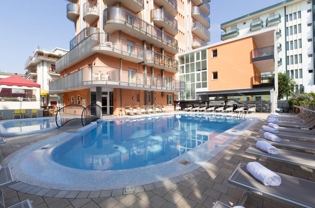 לידו די ג'סולו Hotel Sheila מראה חיצוני תמונה